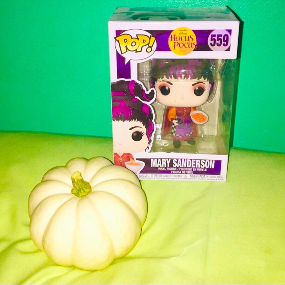 hocus pocus Mary Sanderson funko vinyl figure